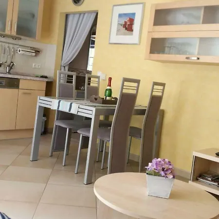Ferienwohnung Stranddune 12-am Strand 아파트 Karlshagen
